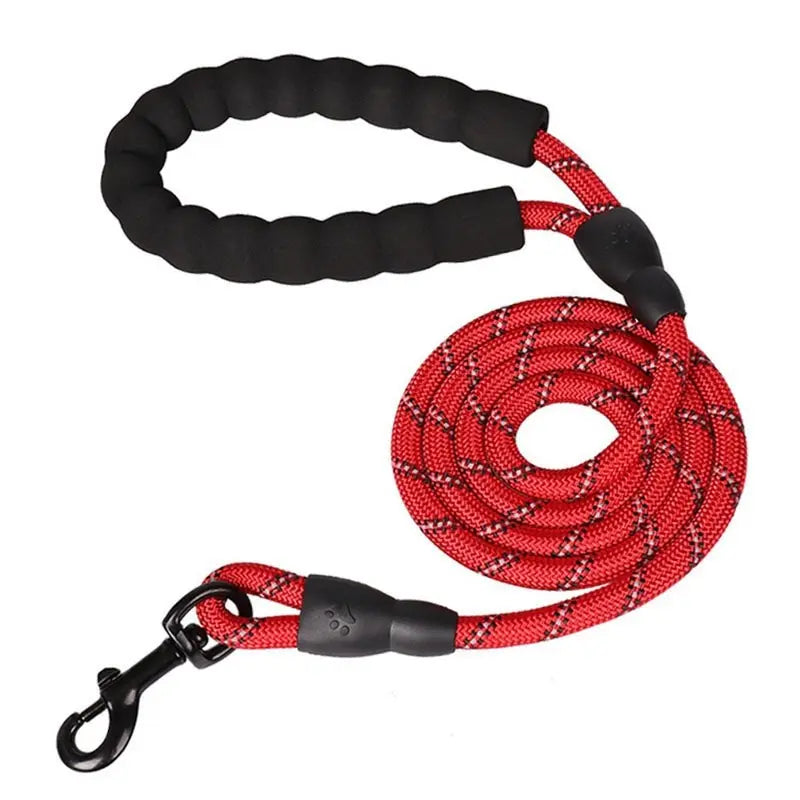 Premium Heavy-Duty No-Pull Dog Leash for Large Breeds, Chew-Resistant Reflective Rope with Comfortable Padded Handle, Ideal for Outdoor Training and Night Safety.